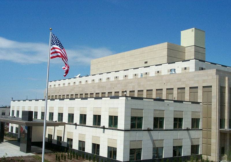 Us-Embassy-Erivan-Armenia-1